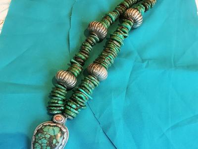 Beautiful-Beads-by-Lan-Hodges-min